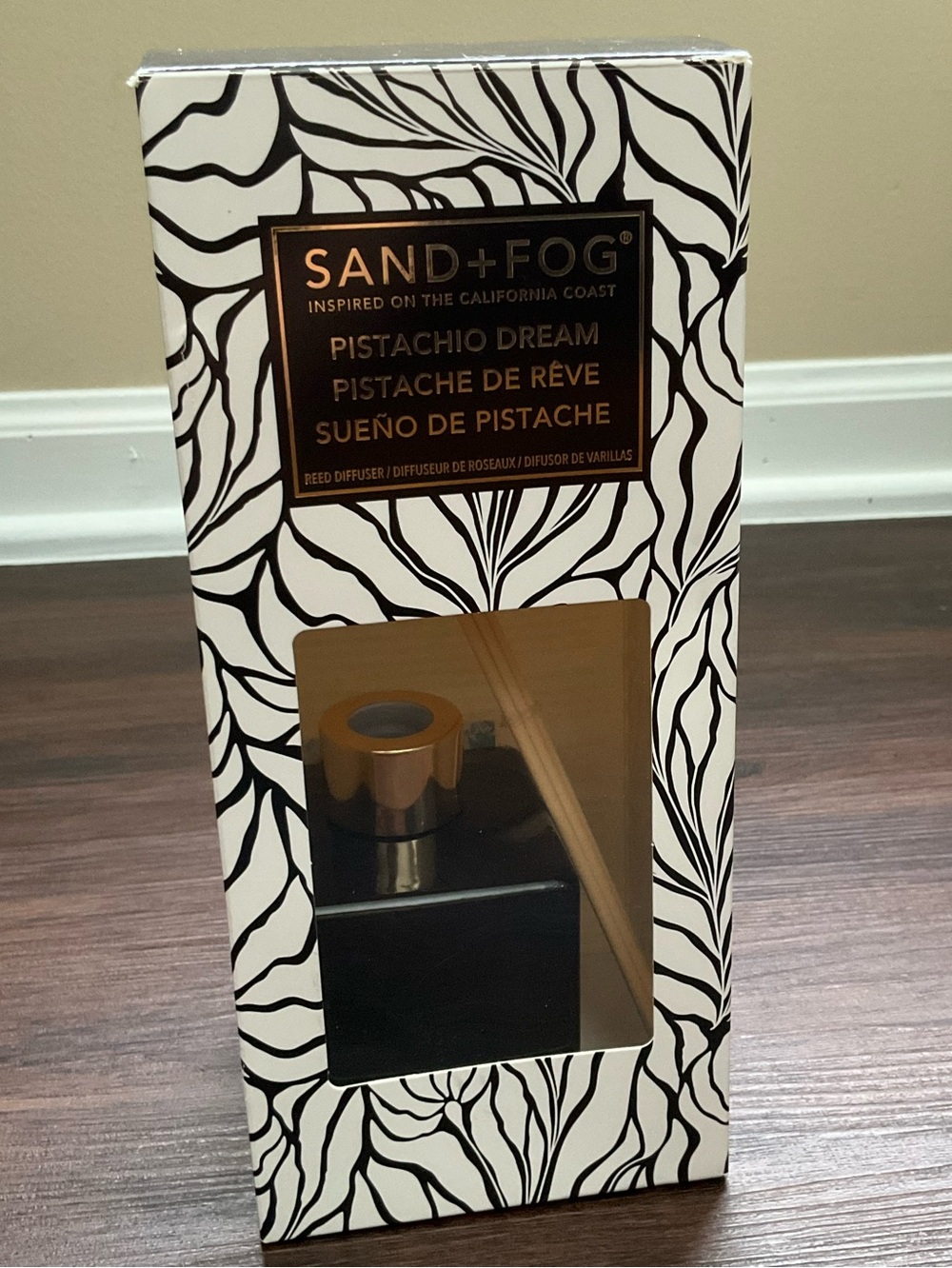 Sand And Fog Pistachio Dream Reed Diffuser With 5 Reeds 6 Fl Oz
